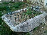 Cortijo Ruicerezo Alto. Pila de jardín